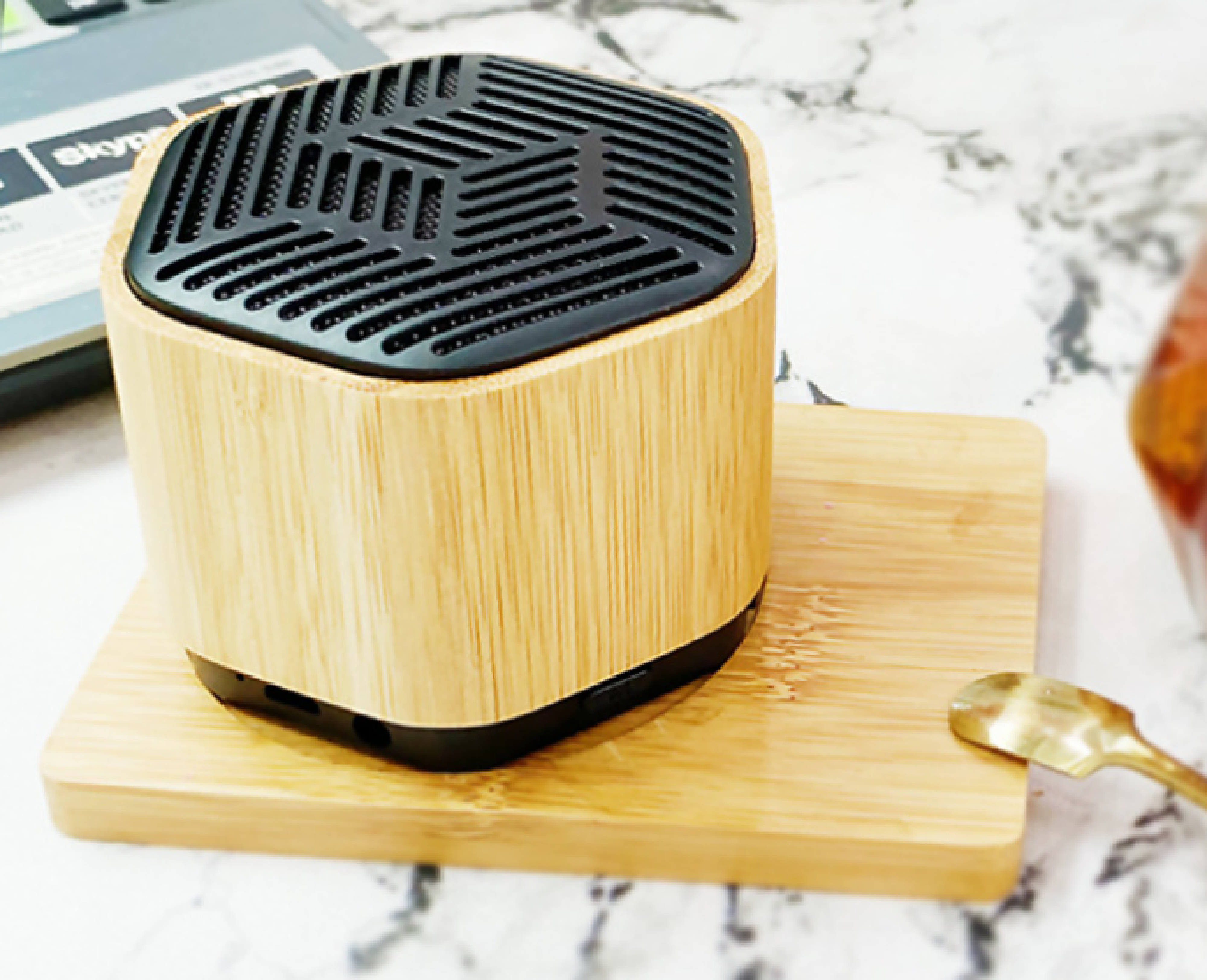  HF10 Bamboo and Wood Small Sound Wooden Radio Bluetooth Speaker