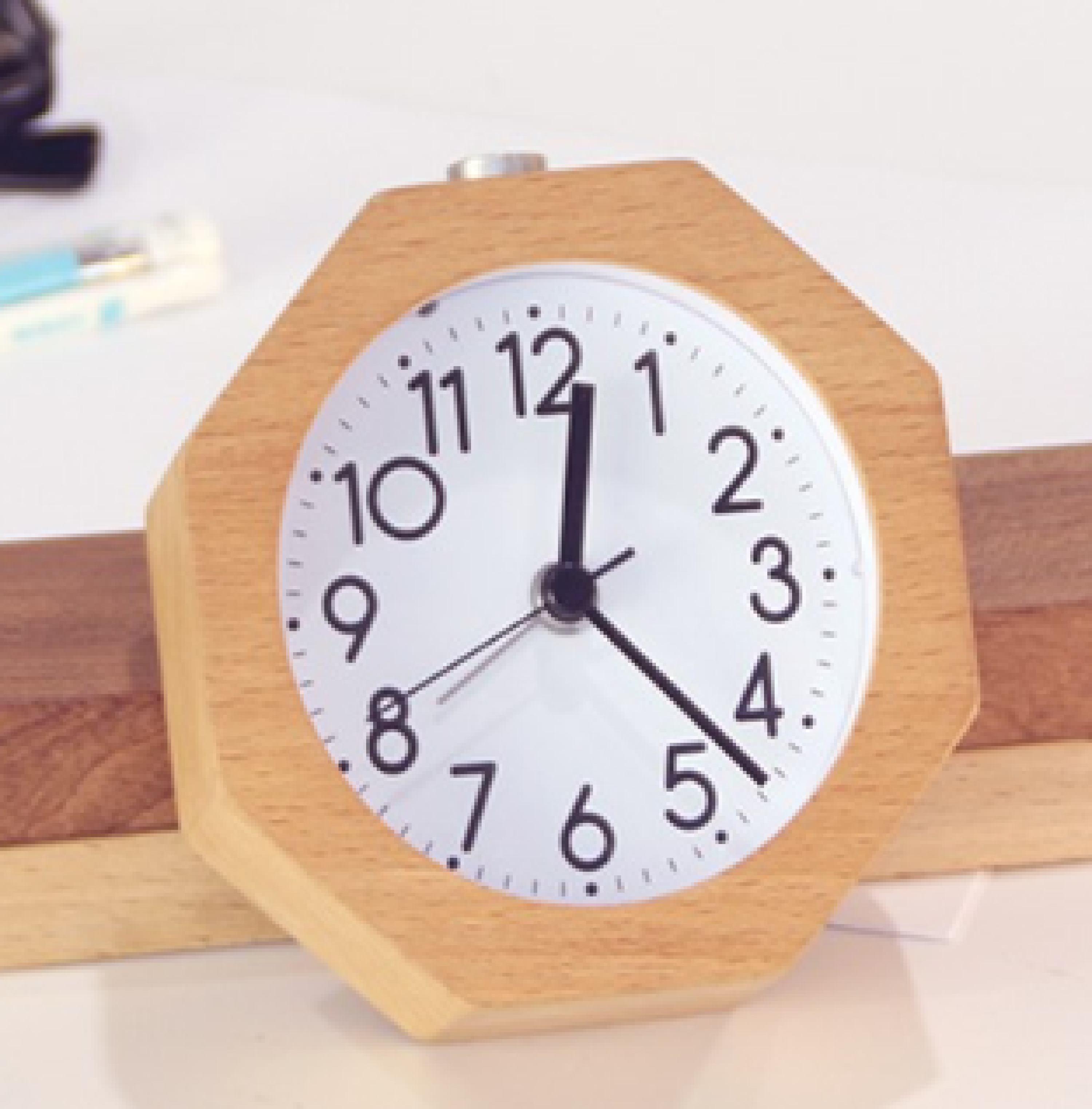  Octagonal solid wood clock, student sleepiness, lazy man alarm clock