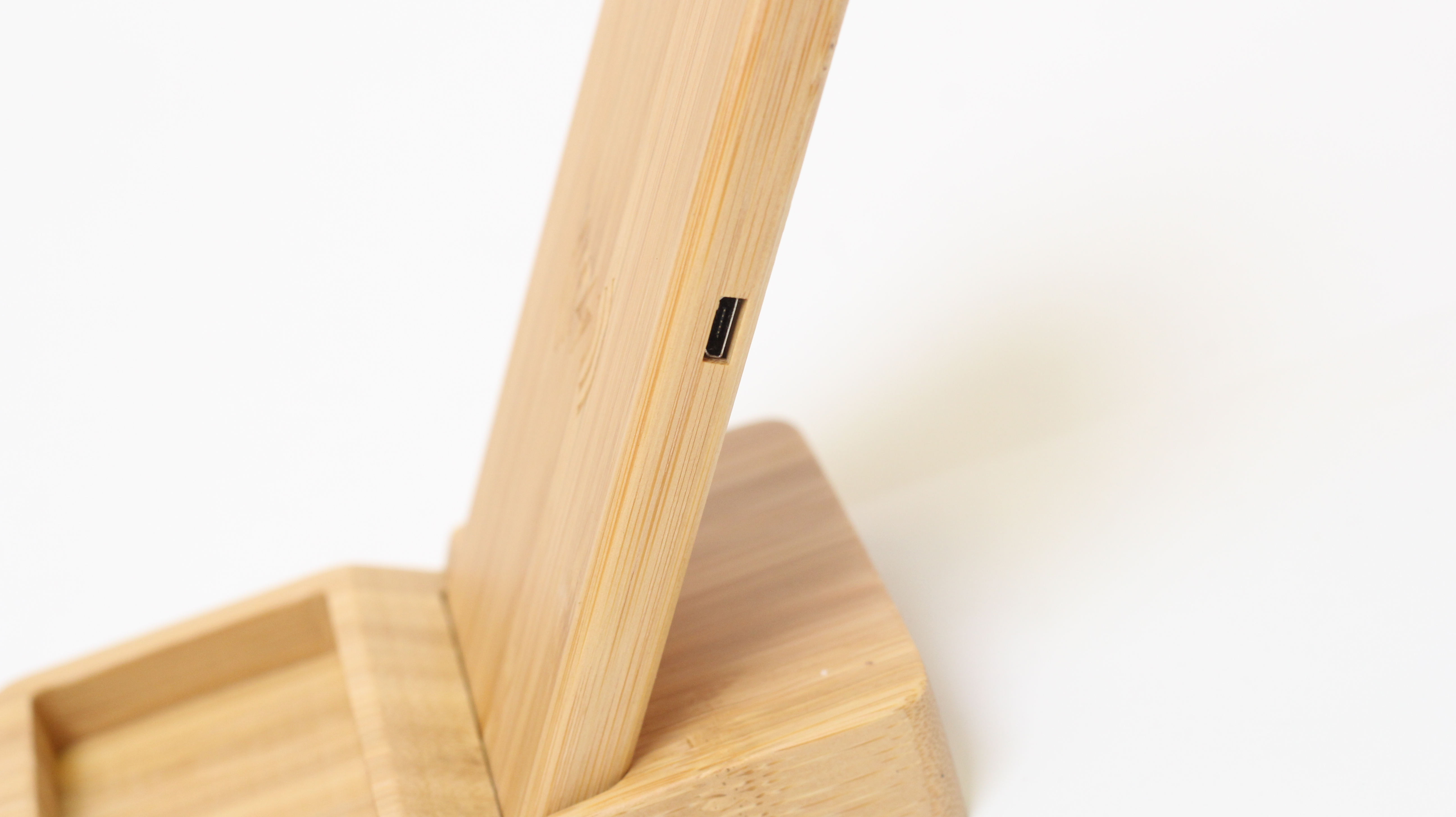 Fast wireless charger for bamboo products