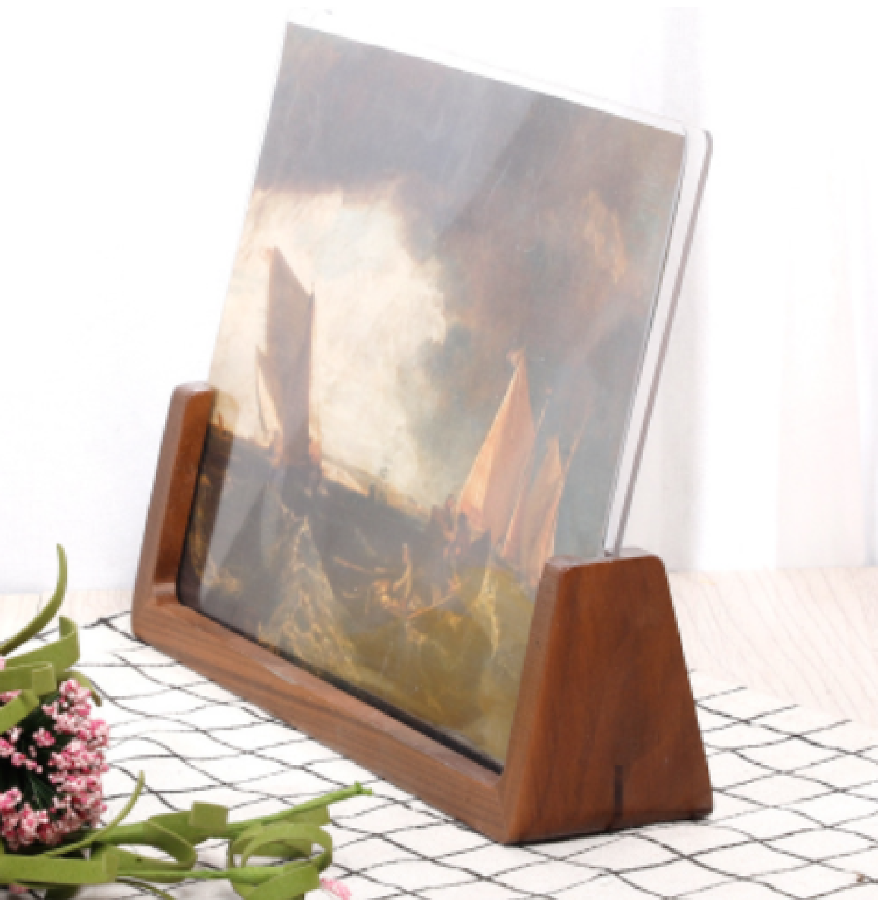 Wooden photo frame swing table